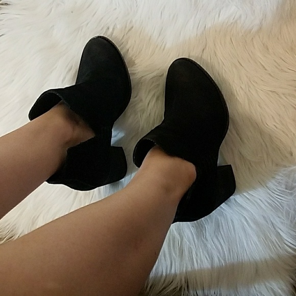 Steve Madden booties - Picture 5 of 6
